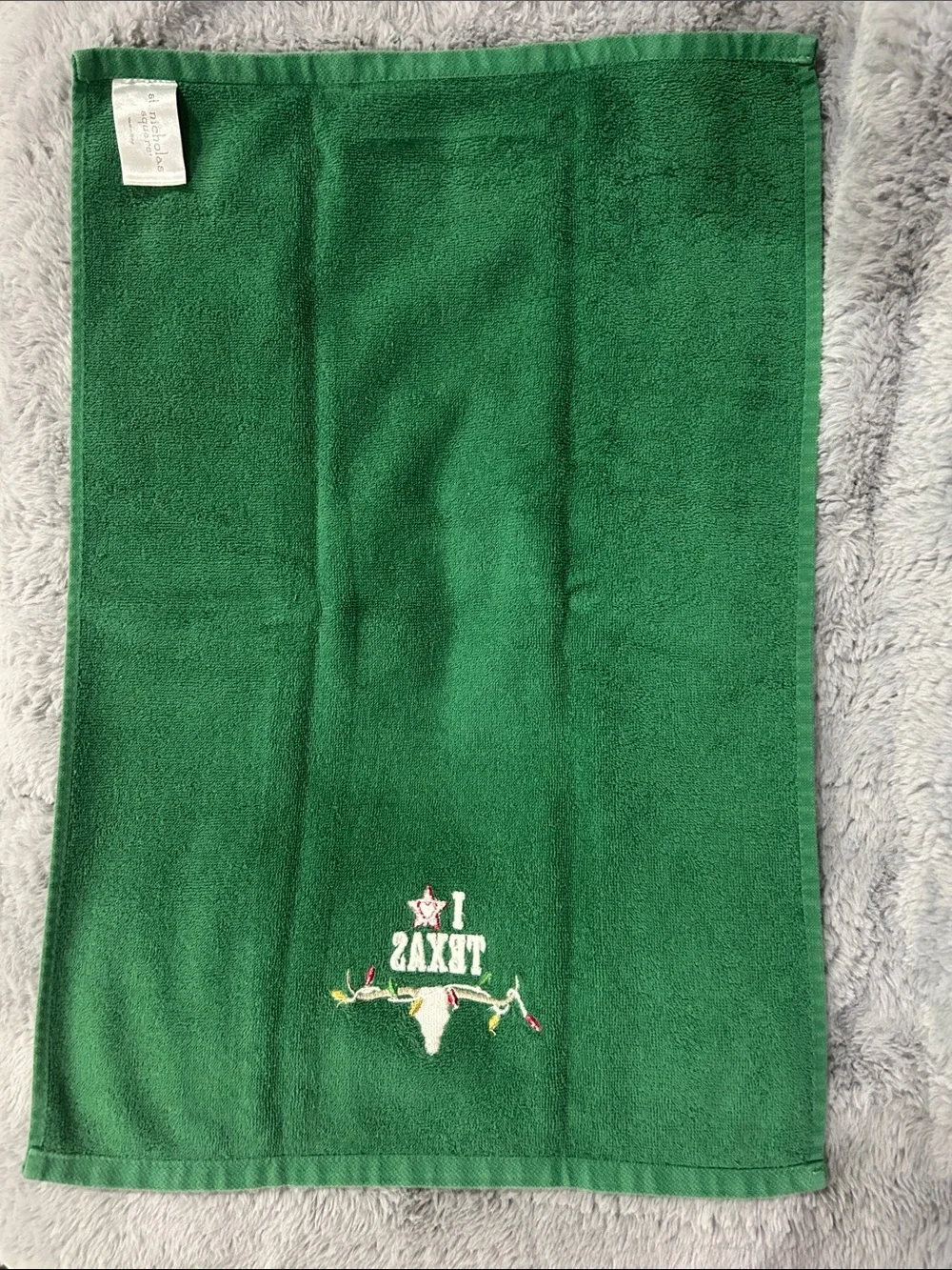 Xmas Hand Towels (Set of 2) by St. Nicholas Square “I ♥ Texas